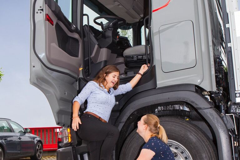 LKW 2